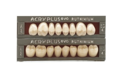 Зубы акриловые, ACRY PLUS V (EVo), жевательные, верх, низ, четырехслойные 16 шт. (Италия)